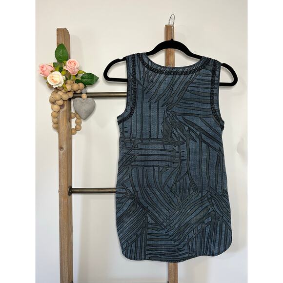 Cabi 3334 Sleeveless Beaded Tank in Blue Size XSmall - Picture 4 of 7